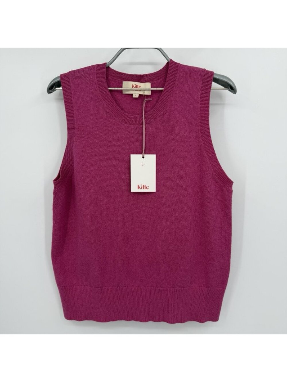 Kilte Collection Carrie Cotton Cashmere Sleeveless Sweater Tank in Fuchsia 2/M